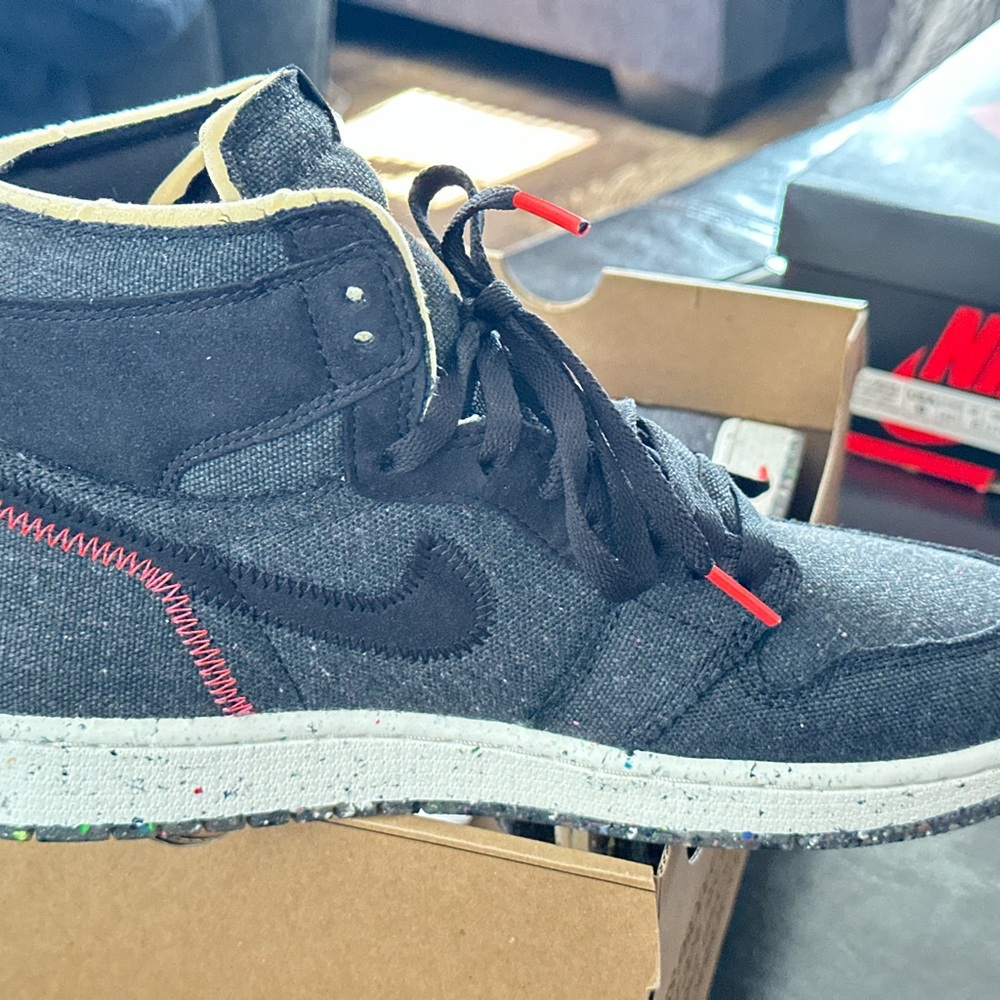 Nike Men's Black High-Top Sneakers